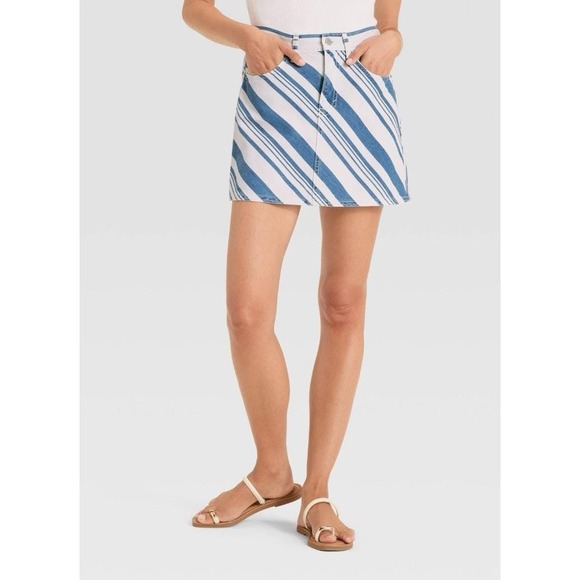 Universal Thread Dresses & Skirts - Universal Thread Womens Striped Denim Mini Skirt Blue White Size 8 High Rise